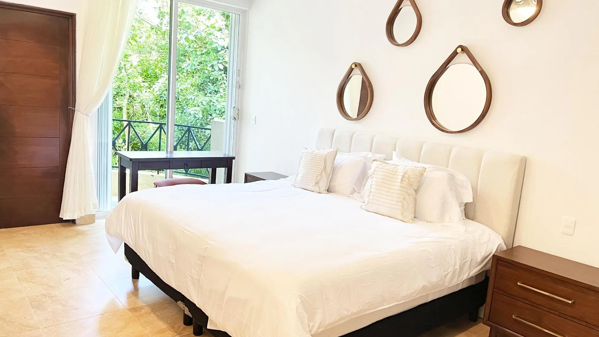 アパート High-End Waterfront Condo At Secrets Waters プエルト・アベントゥラス