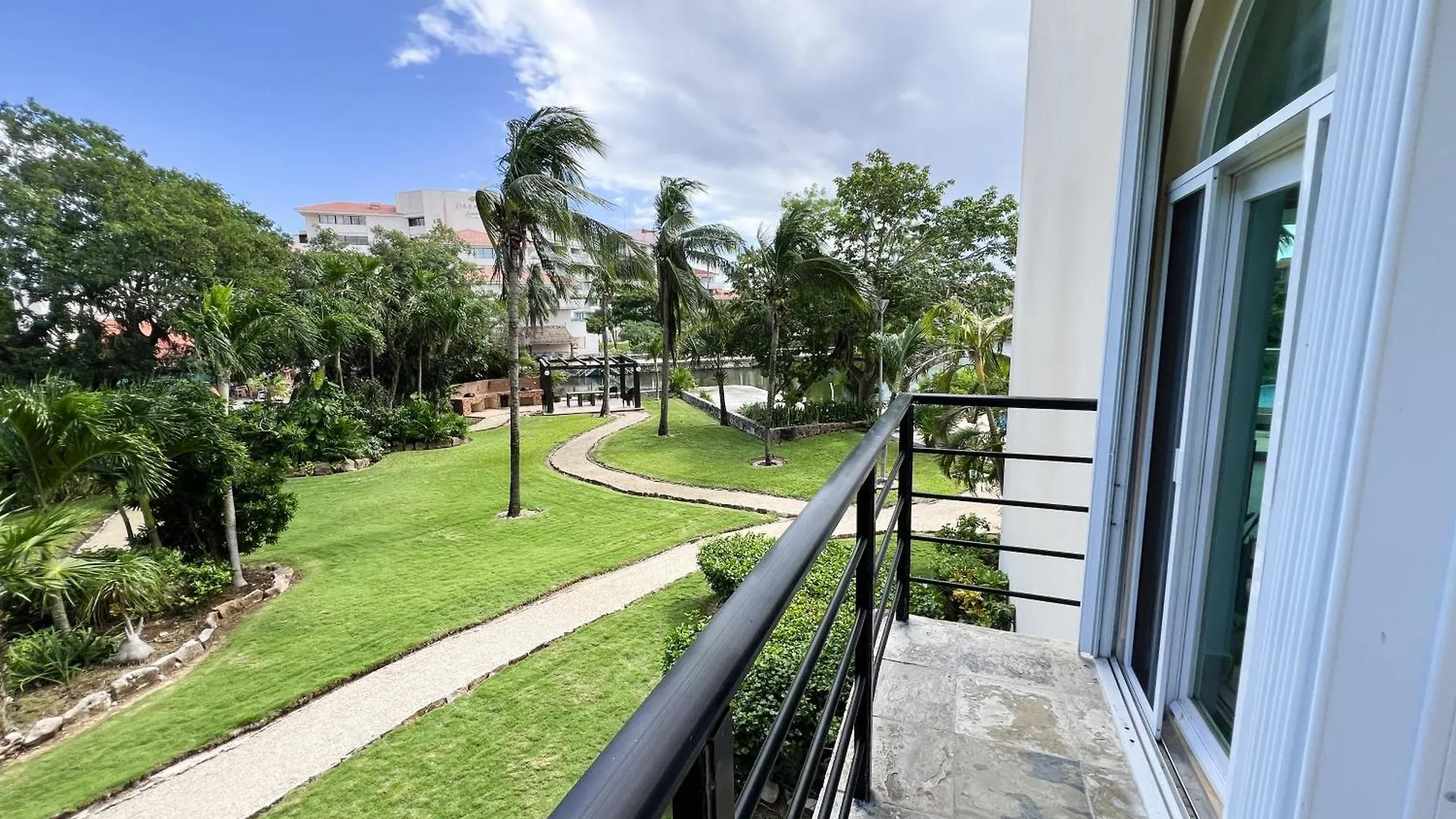High-End Waterfront Condo At Secrets Waters Puerto Aventuras 0*,  México